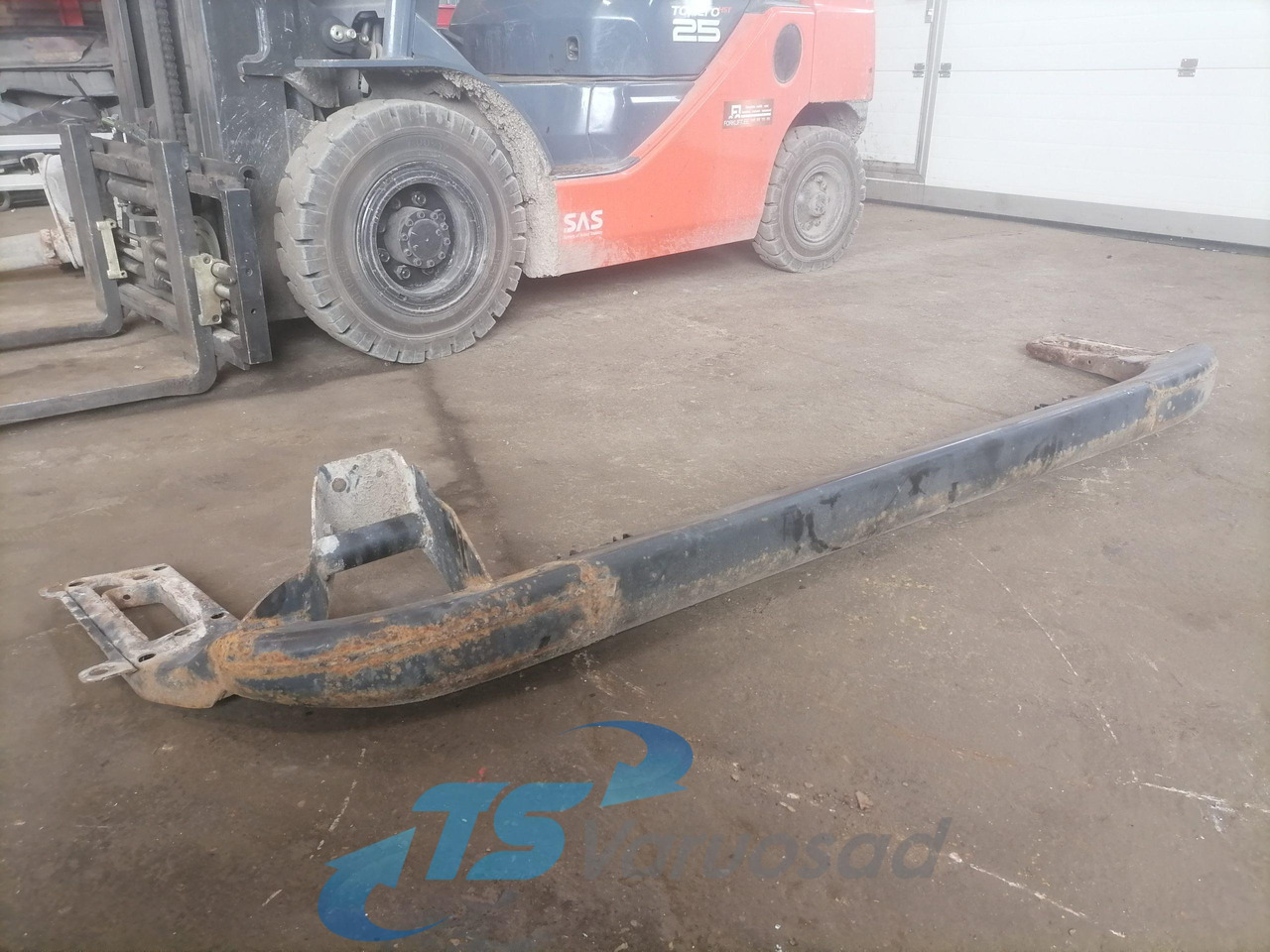 MAN Bumper 81416505013 - Nárazník pro Nákladní auto: obrázek 3 MAN Bumper 81416505013 - Nárazník pro Nákladní auto: obrázek 3