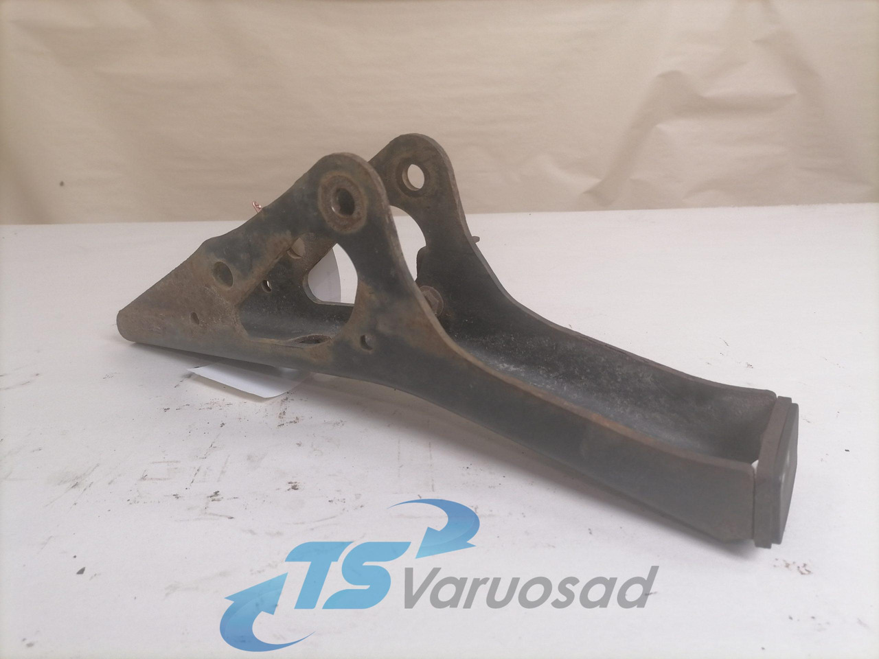 MAN Cab suspension carrier 81417010089 - Podvěs kabiny pro Nákladní auto: obrázek 2 MAN Cab suspension carrier 81417010089 - Podvěs kabiny pro Nákladní auto: obrázek 2