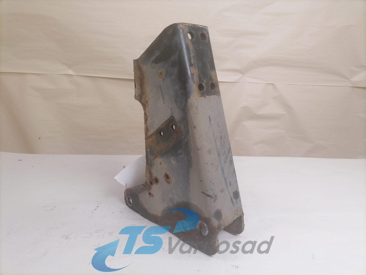 MAN Cab suspension carrier 81417200144 - Podvěs kabiny pro Nákladní auto: obrázek 2 MAN Cab suspension carrier 81417200144 - Podvěs kabiny pro Nákladní auto: obrázek 2