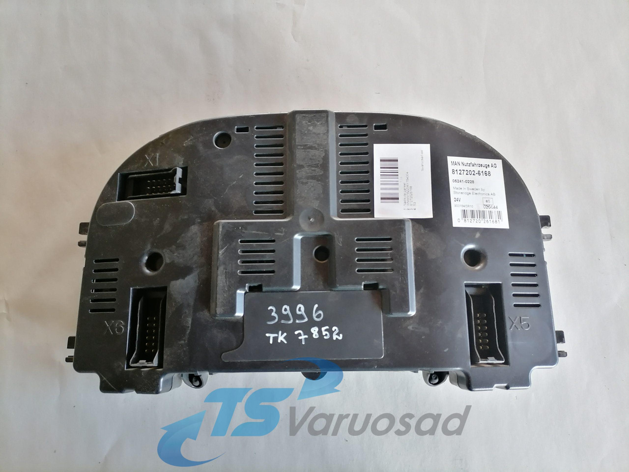 MAN Dashboard 81272026168 - Palubní deska pro Nákladní auto: obrázek 3 MAN Dashboard 81272026168 - Palubní deska pro Nákladní auto: obrázek 3