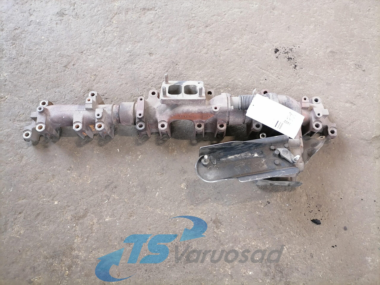MAN Exhaust mainfold KS200037R - Výfukový svod pro Nákladní auto: obrázek 1 MAN Exhaust mainfold KS200037R - Výfukový svod pro Nákladní auto: obrázek 1