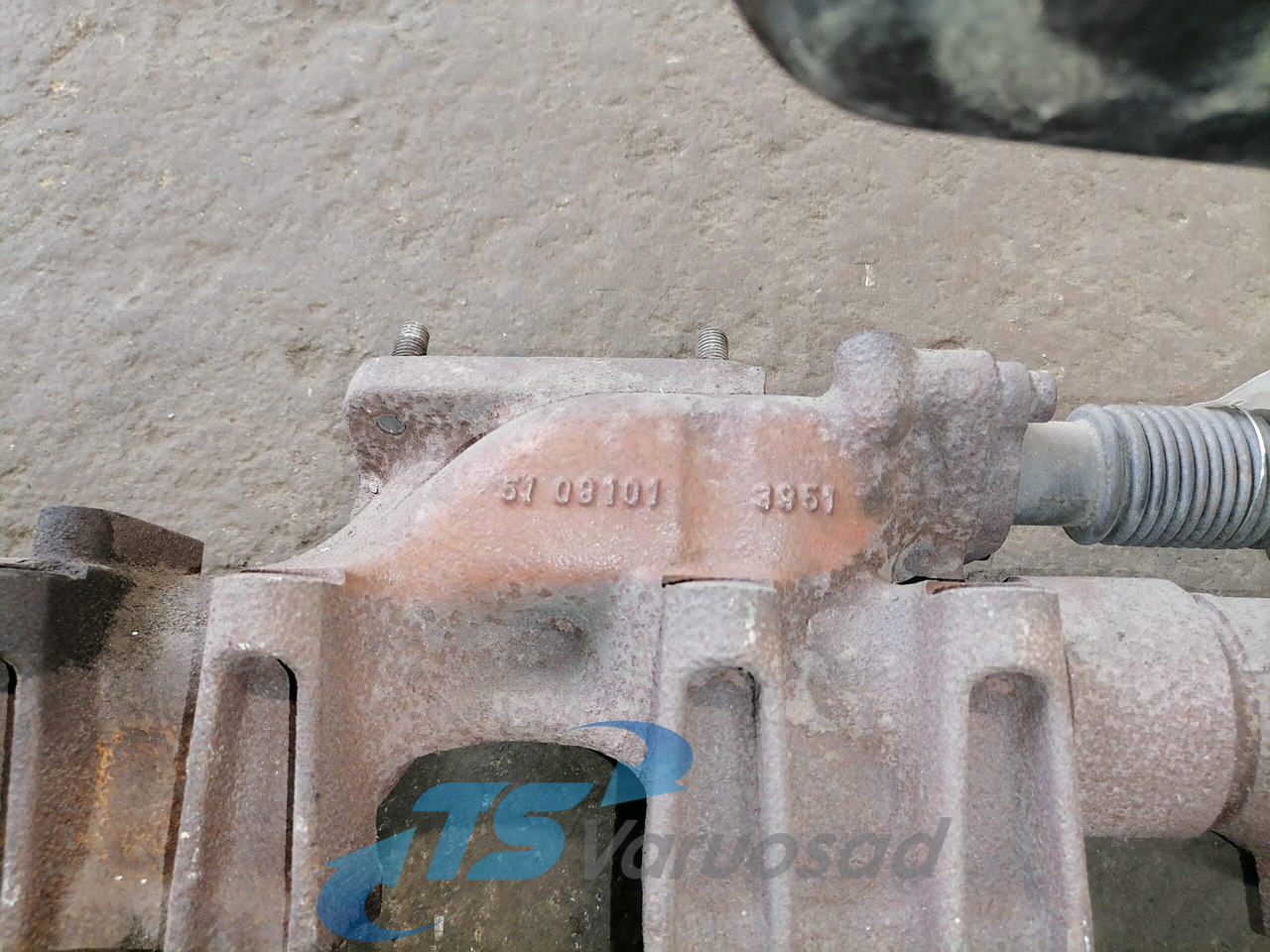 MAN Exhaust mainfold KS200037R - Výfukový svod pro Nákladní auto: obrázek 3 MAN Exhaust mainfold KS200037R - Výfukový svod pro Nákladní auto: obrázek 3