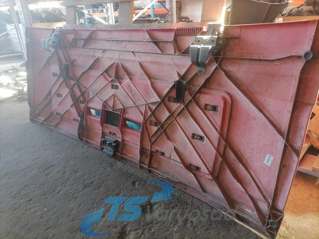 MAN Grille panel 81611100053 - Mřížka pro Nákladní auto: obrázek 2 MAN Grille panel 81611100053 - Mřížka pro Nákladní auto: obrázek 2