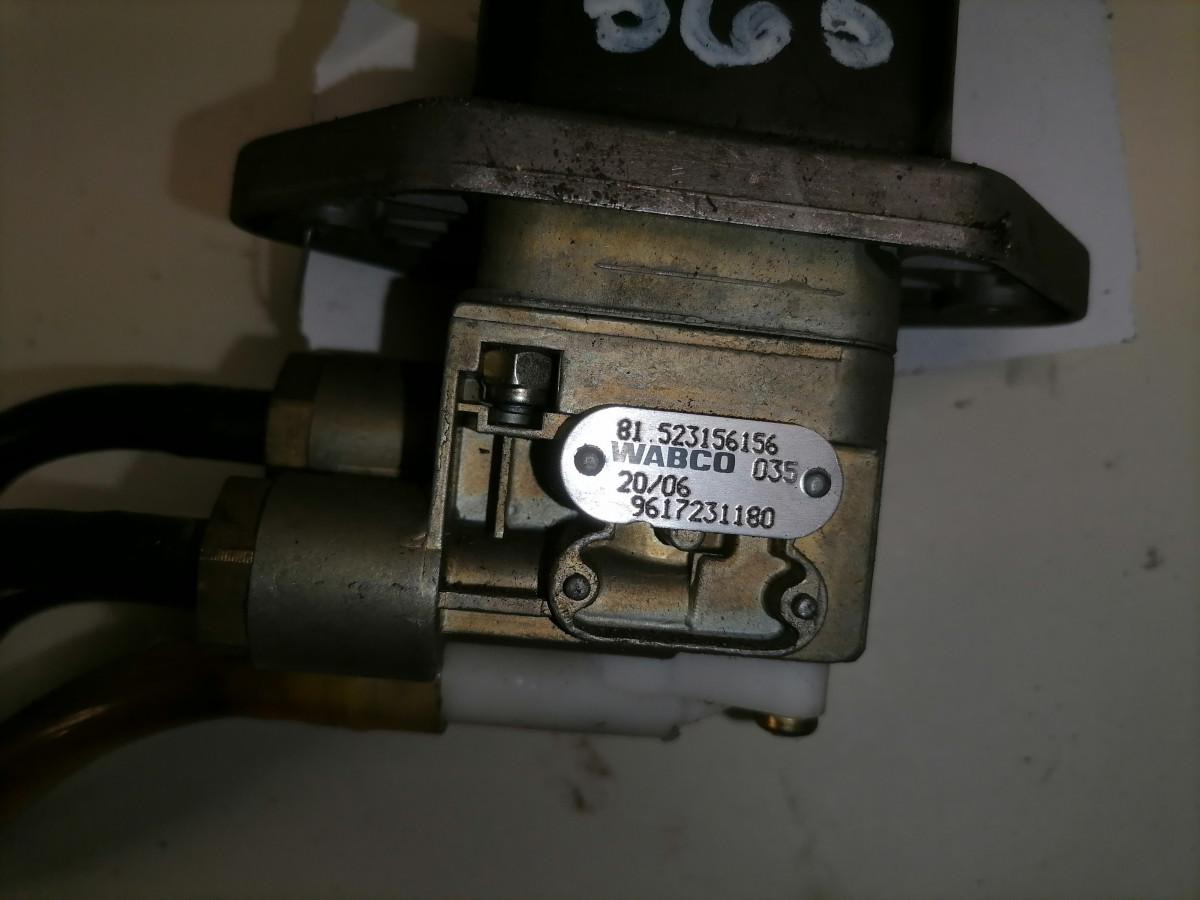 MAN Handbrake control lever 81523156156 - Univerzální díl pro Nákladní auto: obrázek 2 MAN Handbrake control lever 81523156156 - Univerzální díl pro Nákladní auto: obrázek 2