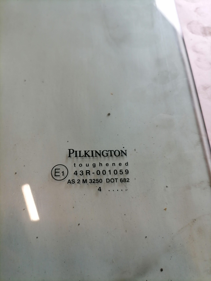 MAN Küljeklaas, vasak 81626450039 - Okno a díly pro Nákladní auto: obrázek 5 MAN Küljeklaas, vasak 81626450039 - Okno a díly pro Nákladní auto: obrázek 5