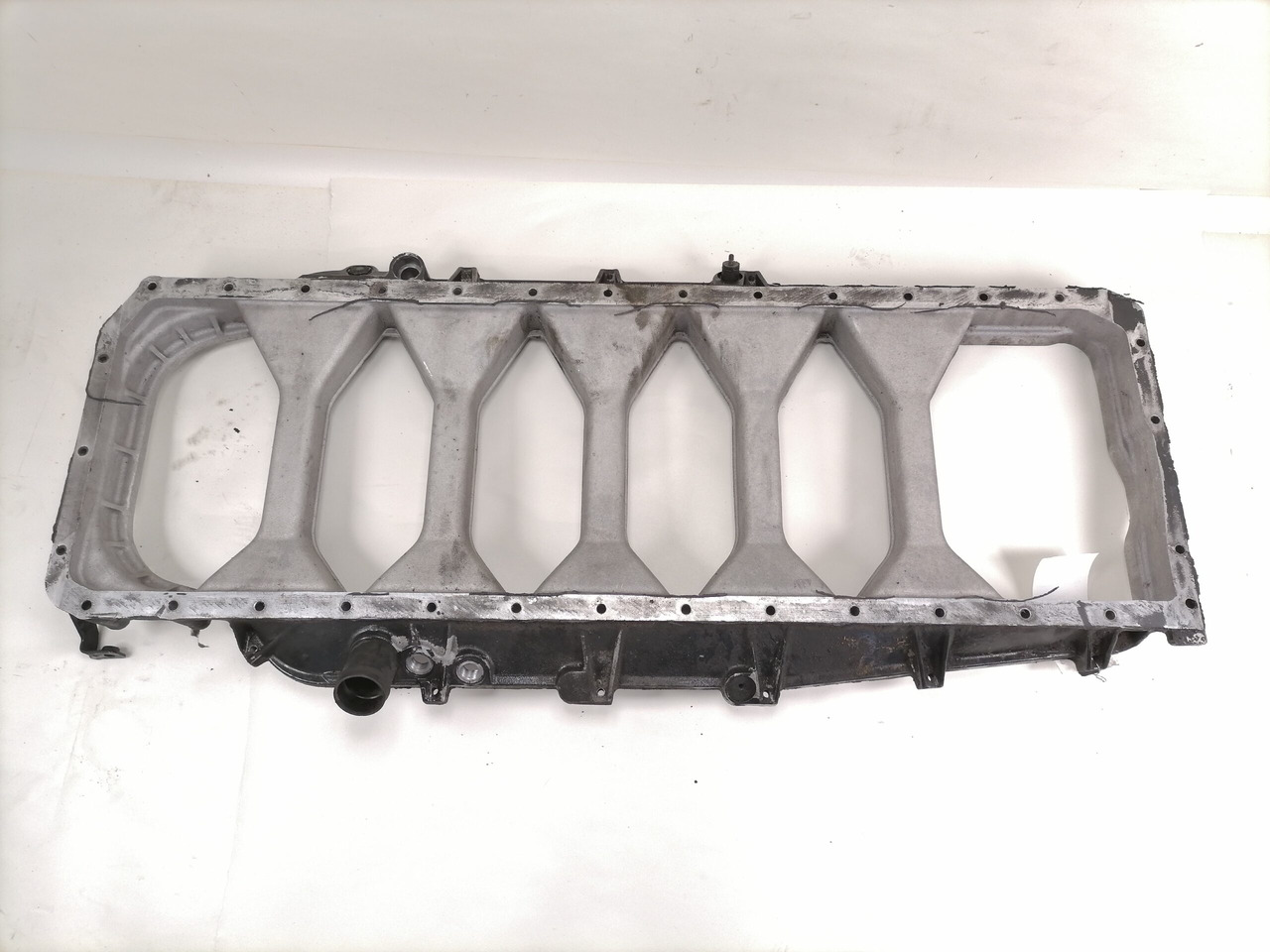 MAN Ladder frame 51011083036 - Olejová vana pro Nákladní auto: obrázek 2 MAN Ladder frame 51011083036 - Olejová vana pro Nákladní auto: obrázek 2
