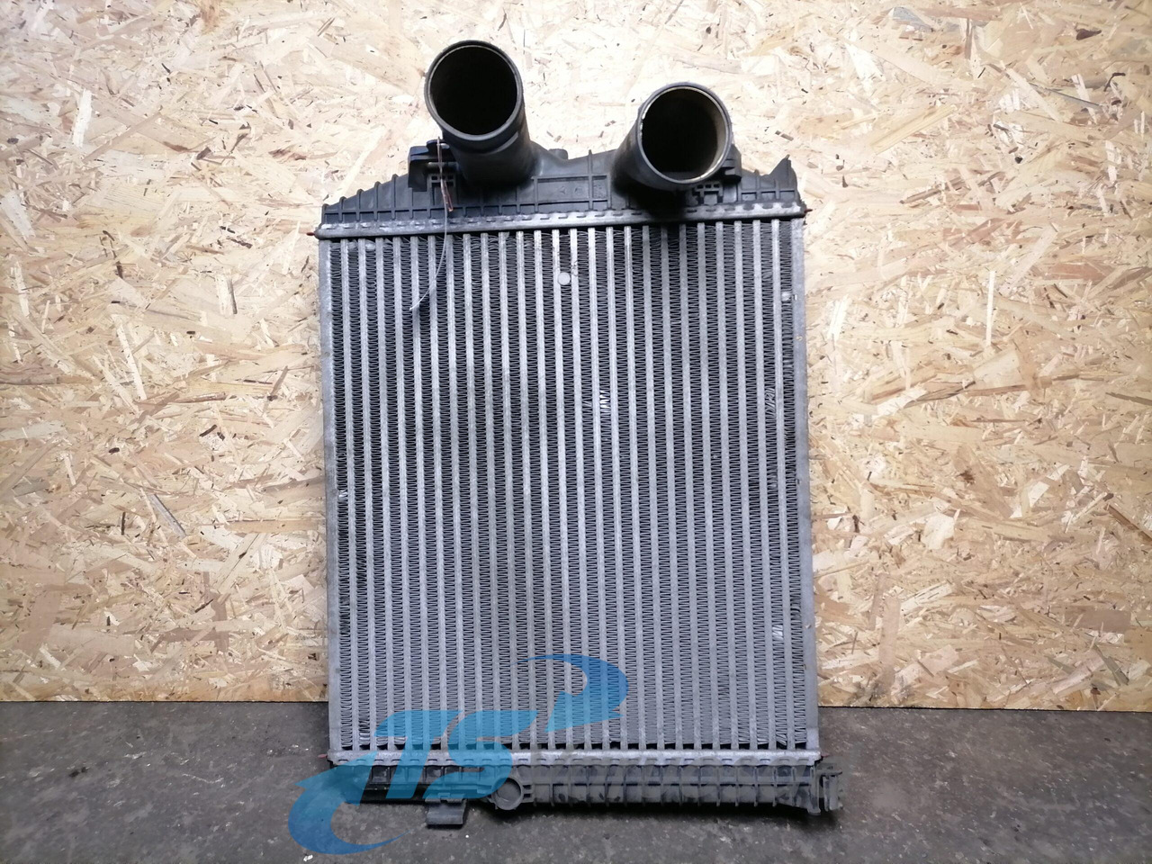 MB Intercooler radiator A9705000604 - Intercooler pro Nákladní auto: obrázek 1 MB Intercooler radiator A9705000604 - Intercooler pro Nákladní auto: obrázek 1