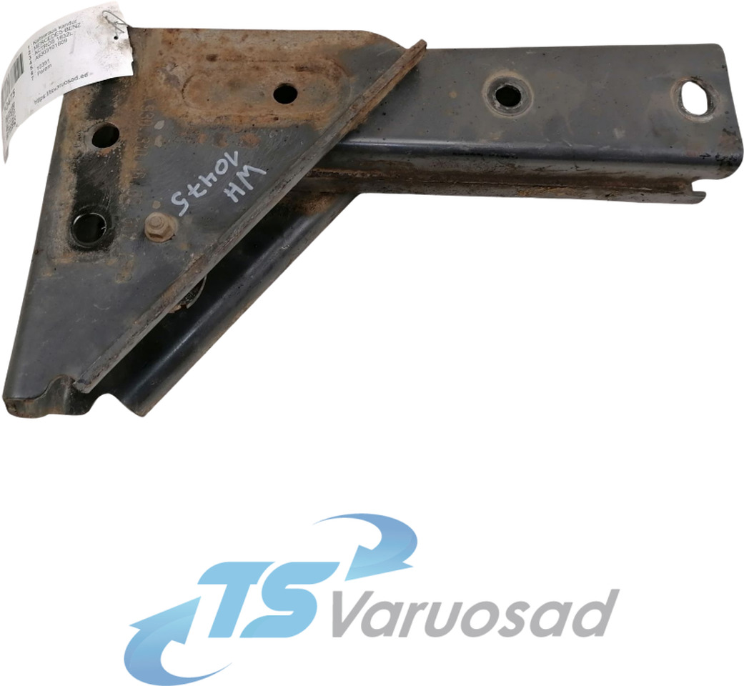 Mercedes-Benz Bummmmper bracket A9303101609 - Nárazník pro Nákladní auto: obrázek 1 Mercedes-Benz Bummmmper bracket A9303101609 - Nárazník pro Nákladní auto: obrázek 1