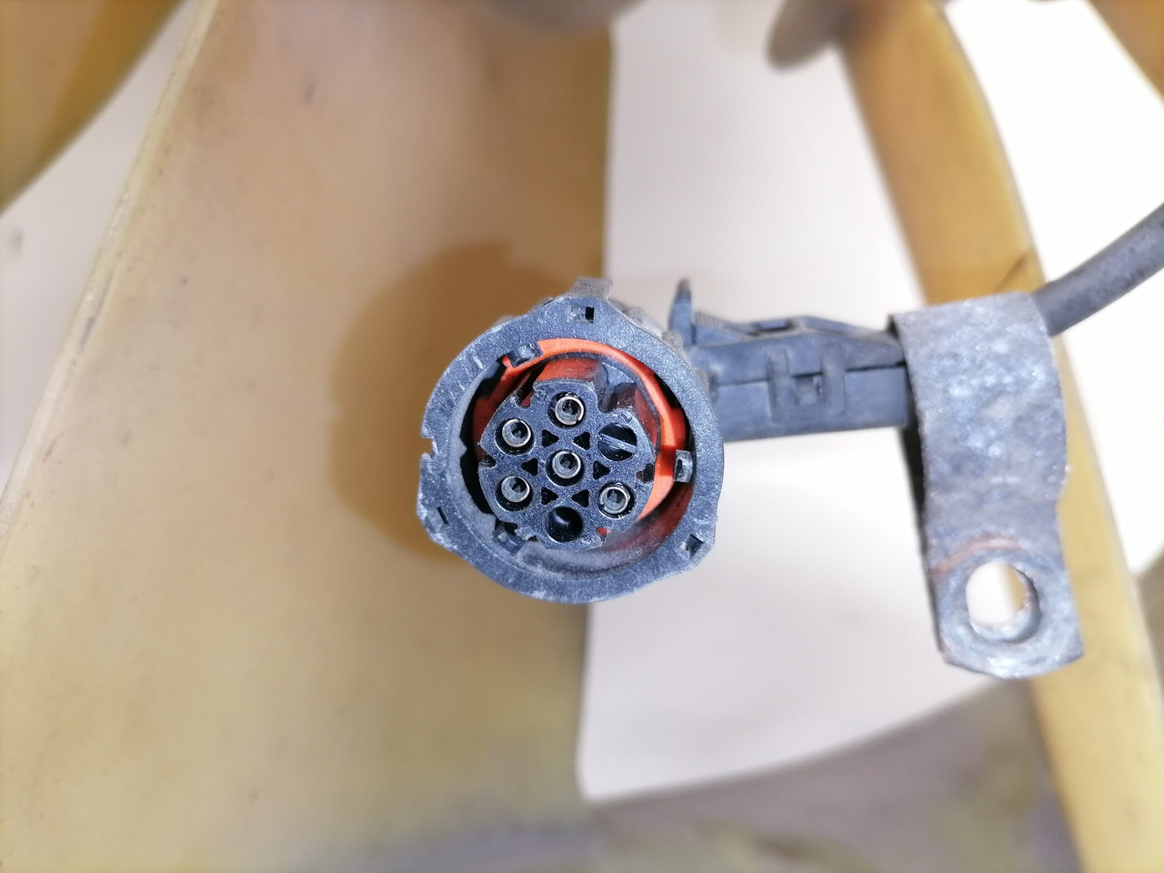 Mercedes-Benz Cooling fan A4702000422 - Ventilátor pro Nákladní auto: obrázek 4 Mercedes-Benz Cooling fan A4702000422 - Ventilátor pro Nákladní auto: obrázek 4