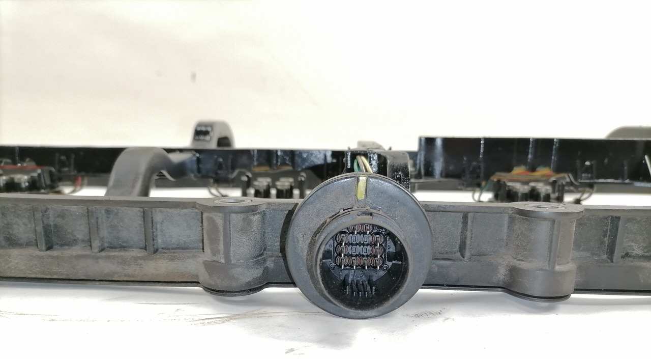 Mercedes-Benz Vahekaas A4710100179 - Hlava válců pro Nákladní auto: obrázek 5 Mercedes-Benz Vahekaas A4710100179 - Hlava válců pro Nákladní auto: obrázek 5