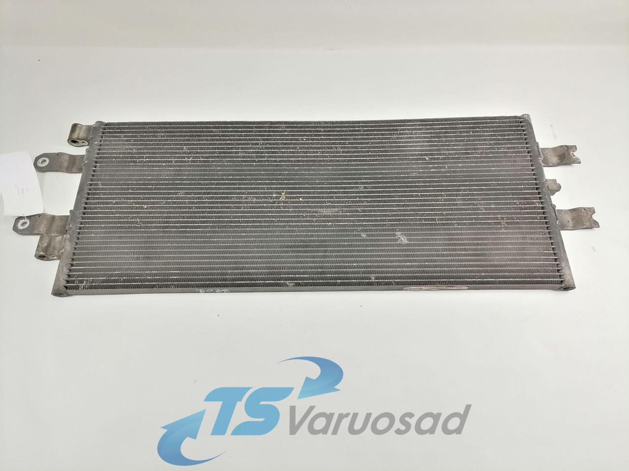 Scania A/C radiator 1921284 - Topení/ Ventilace pro Nákladní auto: obrázek 2 Scania A/C radiator 1921284 - Topení/ Ventilace pro Nákladní auto: obrázek 2