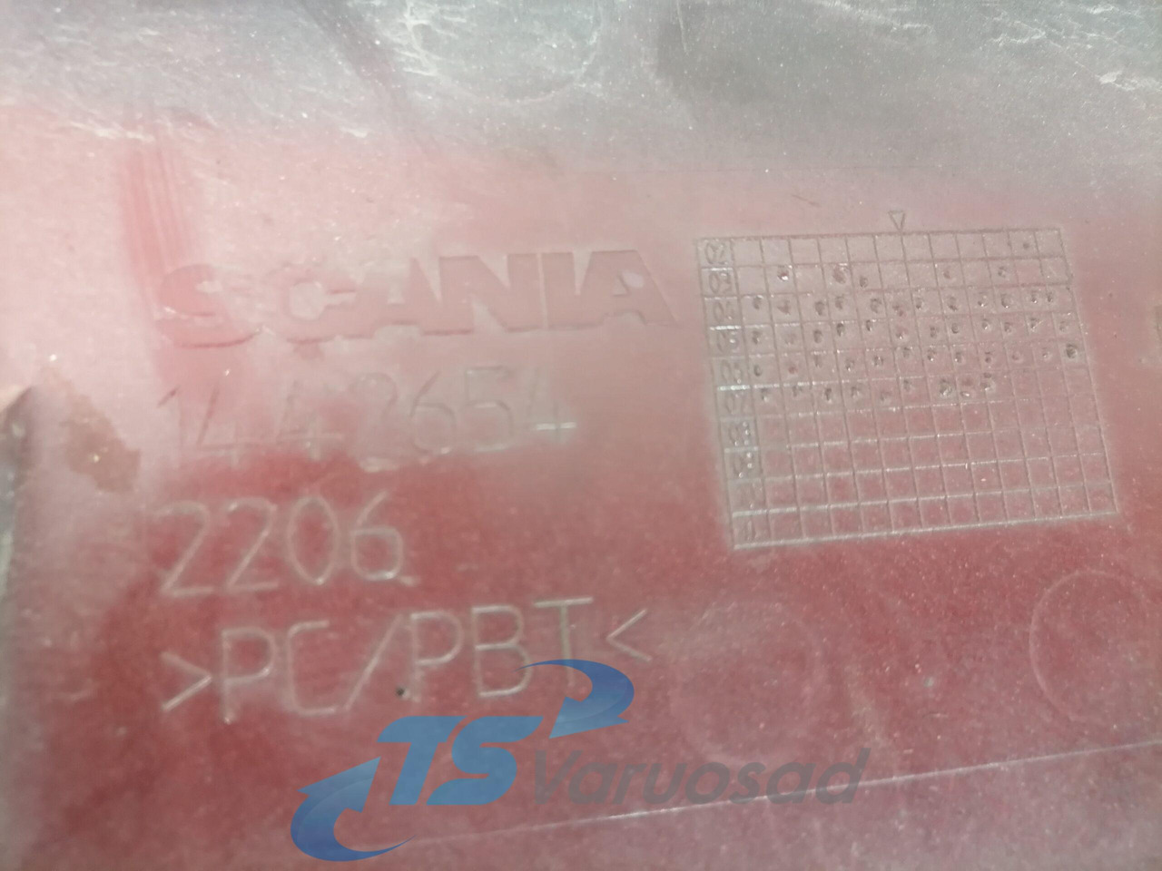 Scania Astmelaua plastik kate, ülemine parem 1442654 - Stupátko pro Nákladní auto: obrázek 3 Scania Astmelaua plastik kate, ülemine parem 1442654 - Stupátko pro Nákladní auto: obrázek 3