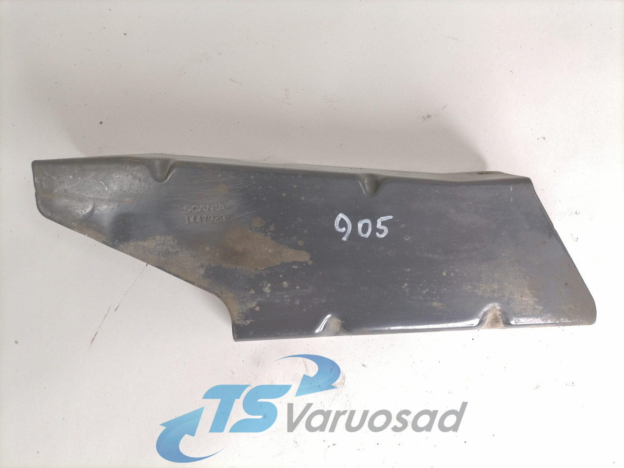 Scania Bumper bracket 1447929 - Nárazník pro Nákladní auto: obrázek 2 Scania Bumper bracket 1447929 - Nárazník pro Nákladní auto: obrázek 2