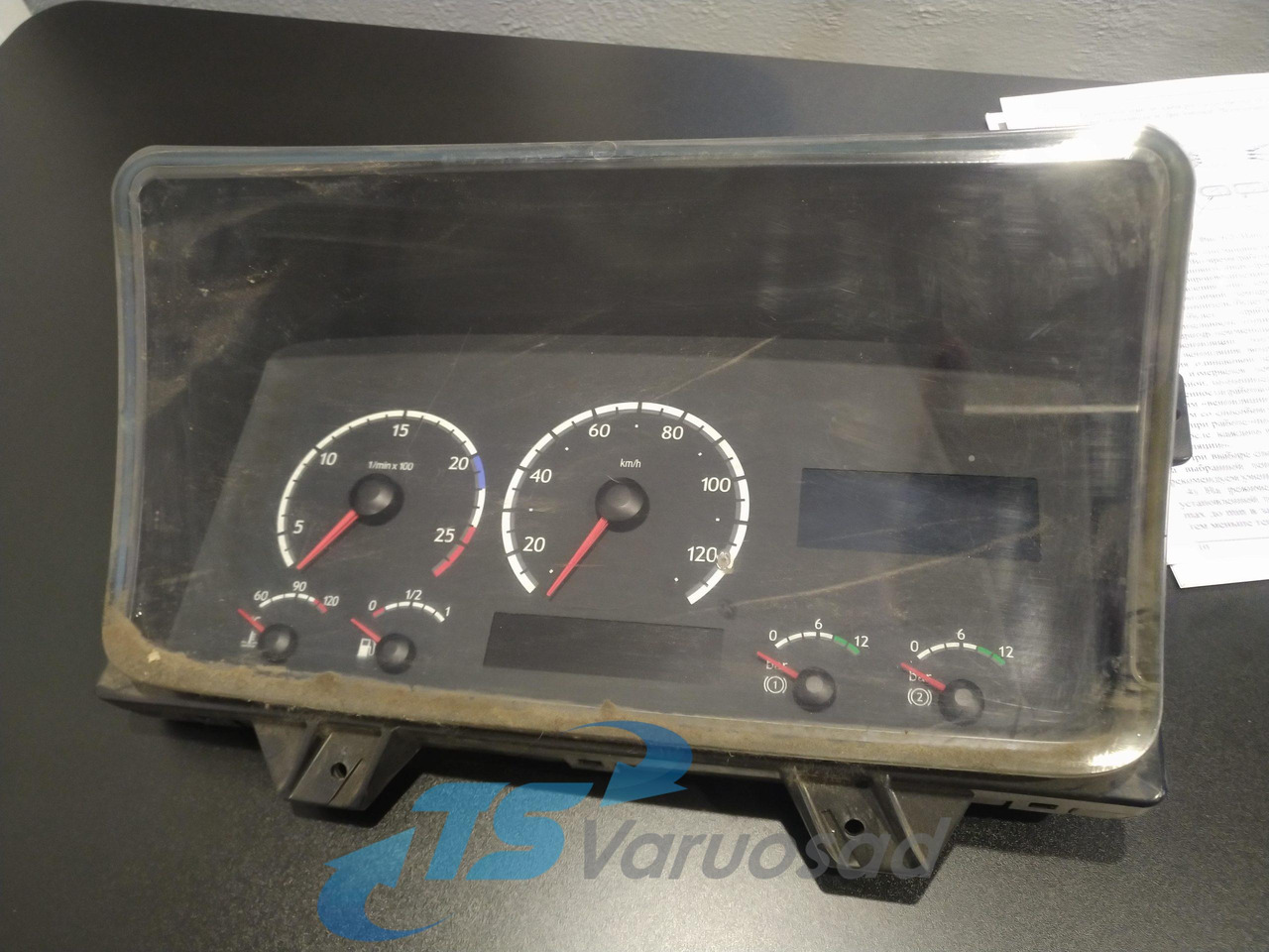 Scania Dashboard 1545993 - Palubní deska pro Nákladní auto: obrázek 1 Scania Dashboard 1545993 - Palubní deska pro Nákladní auto: obrázek 1