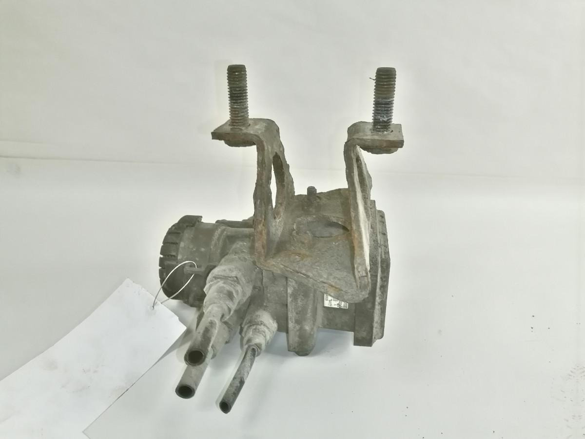 Scania EBS brake valve 1754939 - Brzdový ventil pro Nákladní auto: obrázek 4 Scania EBS brake valve 1754939 - Brzdový ventil pro Nákladní auto: obrázek 4