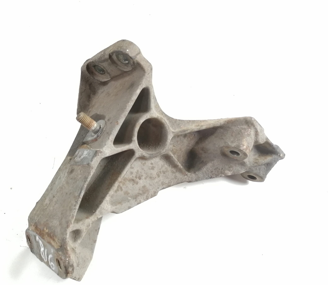 Scania Front bumper carrier 1404478 - Nárazník pro Nákladní auto: obrázek 3 Scania Front bumper carrier 1404478 - Nárazník pro Nákladní auto: obrázek 3