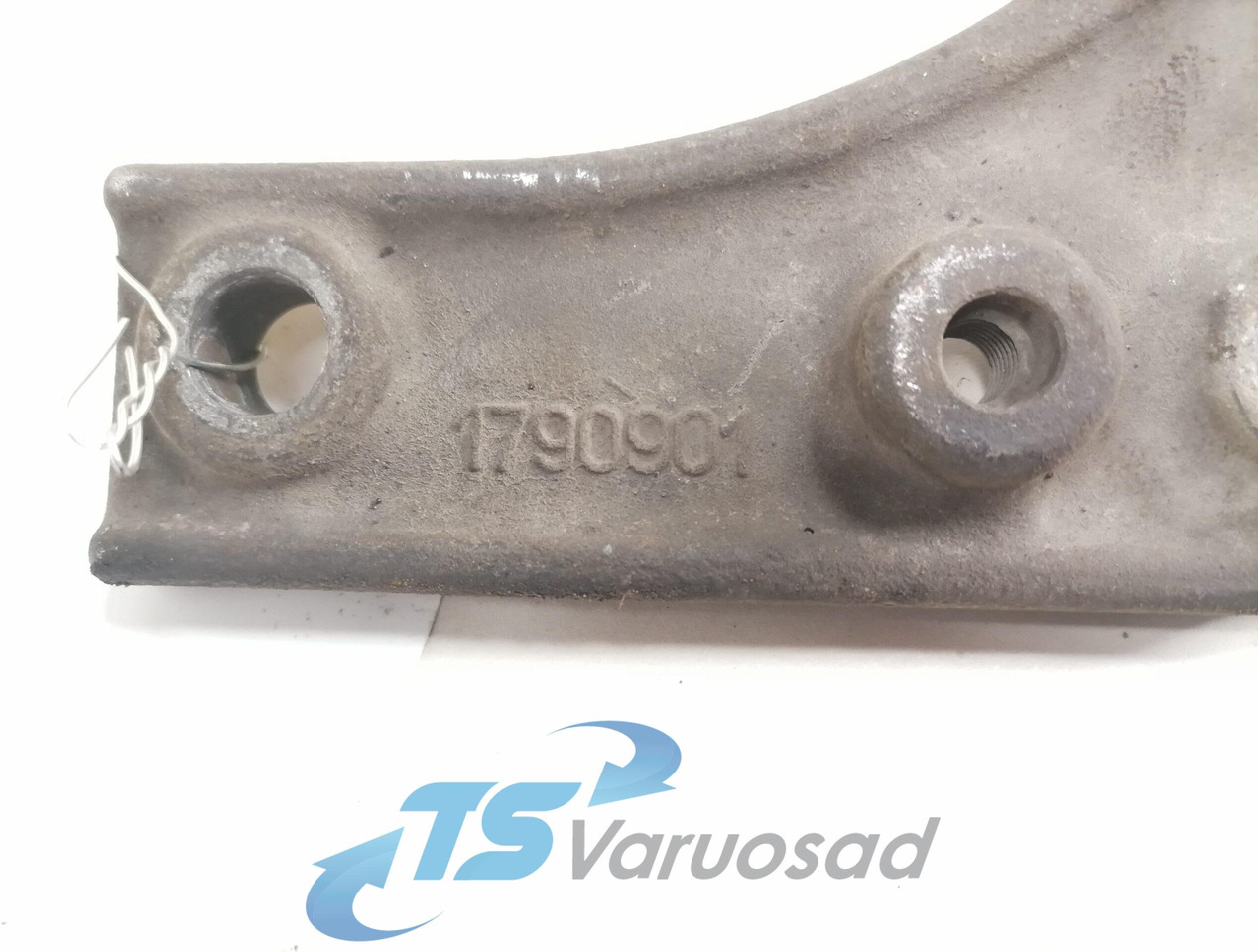 Scania Front bumper carrier 1790901 - Nárazník pro Nákladní auto: obrázek 2 Scania Front bumper carrier 1790901 - Nárazník pro Nákladní auto: obrázek 2