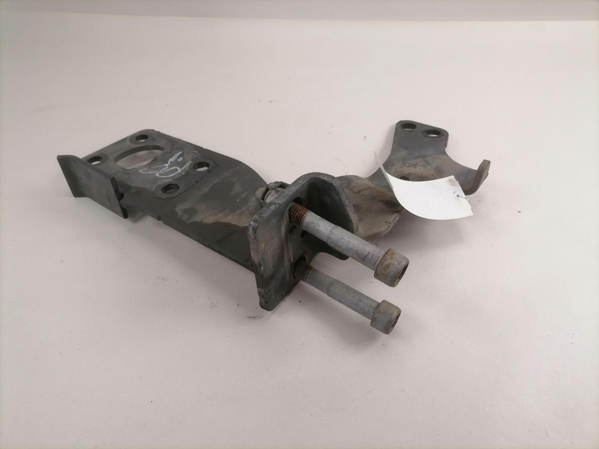 Scania Front bumper carrier 2343464 - Nárazník pro Nákladní auto: obrázek 3 Scania Front bumper carrier 2343464 - Nárazník pro Nákladní auto: obrázek 3