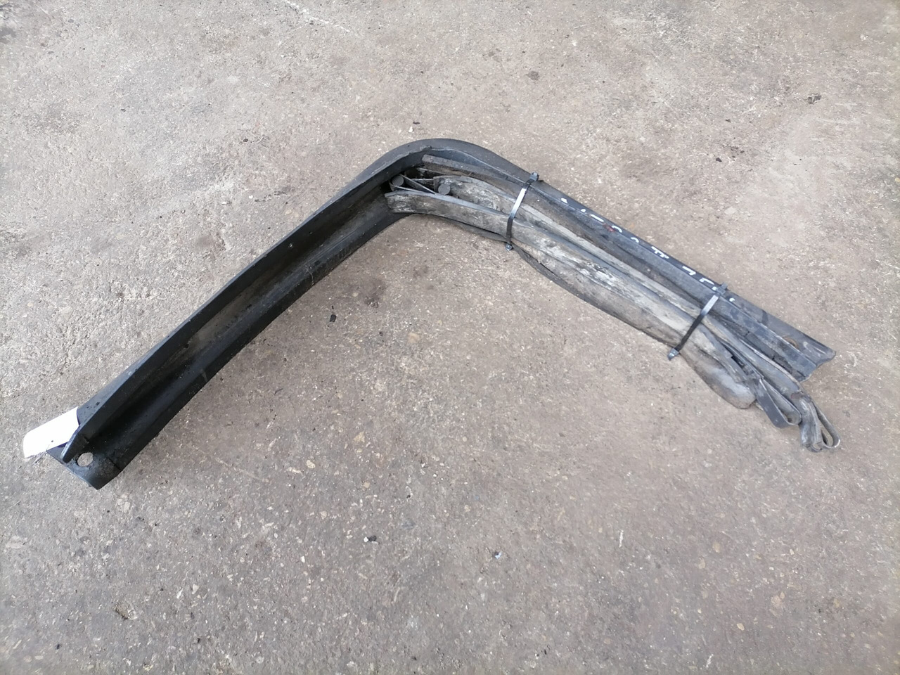 Scania Kütusepaagi kandur, Scania 1887755 - Palivová nádrž pro Nákladní auto: obrázek 2 Scania Kütusepaagi kandur, Scania 1887755 - Palivová nádrž pro Nákladní auto: obrázek 2