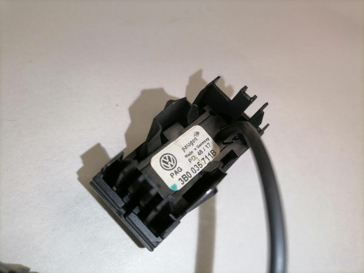 Scania Mikrofon 3B0035711B - Elektrický systém pro Nákladní auto: obrázek 4 Scania Mikrofon 3B0035711B - Elektrický systém pro Nákladní auto: obrázek 4