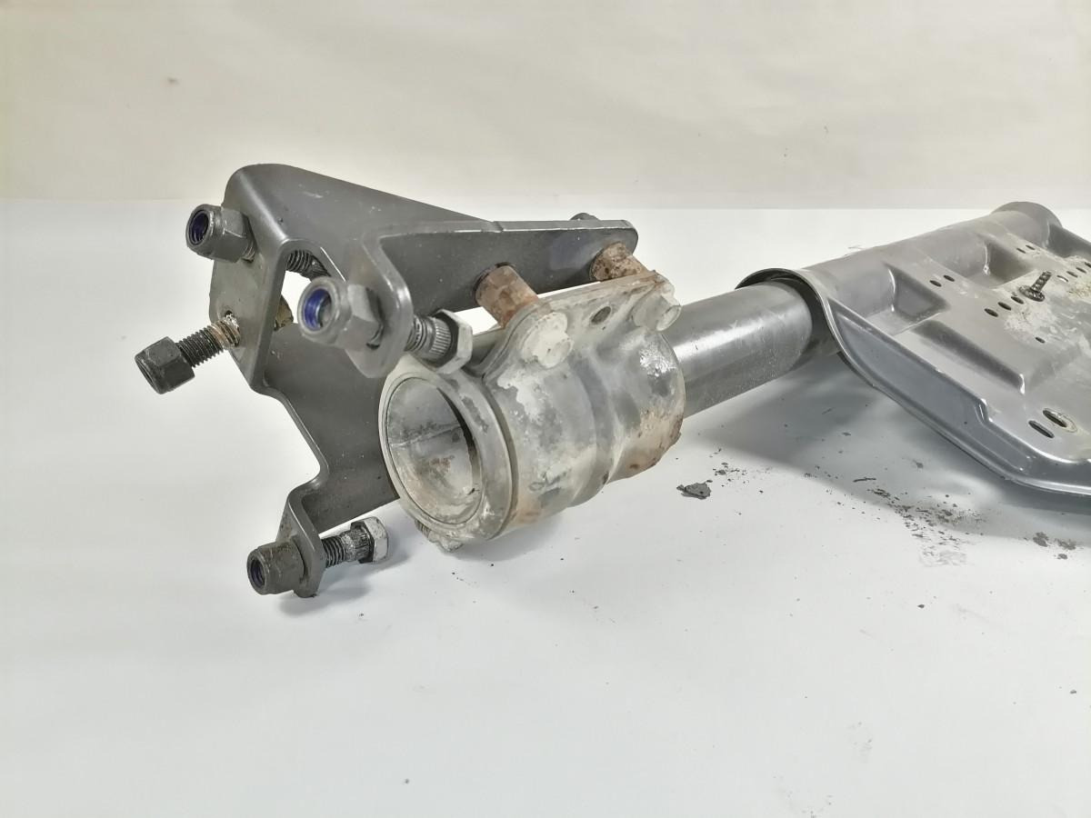 Scania Mudguard bracket 2054590 - Univerzální díl pro Nákladní auto: obrázek 4 Scania Mudguard bracket 2054590 - Univerzální díl pro Nákladní auto: obrázek 4