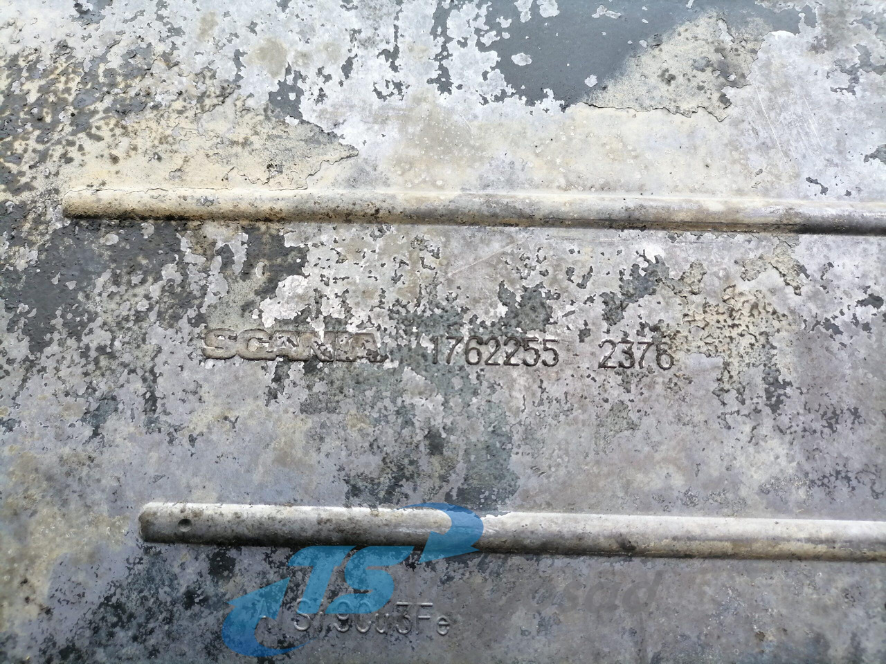 Scania Oil sump 1762255 - Olejová vana pro Nákladní auto: obrázek 2 Scania Oil sump 1762255 - Olejová vana pro Nákladní auto: obrázek 2