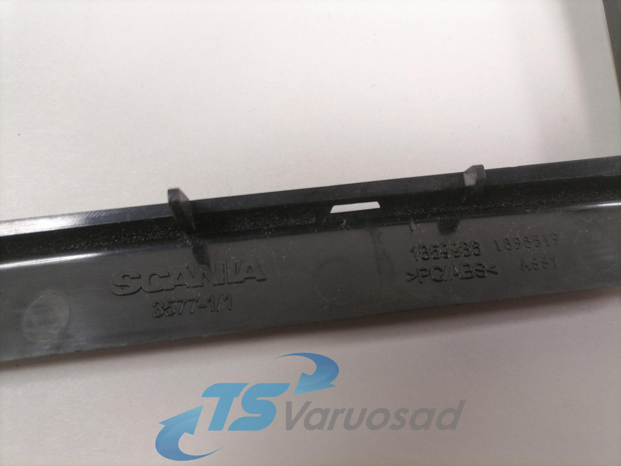 Scania Plastic cover 1859936 - Univerzální díl pro Nákladní auto: obrázek 3 Scania Plastic cover 1859936 - Univerzální díl pro Nákladní auto: obrázek 3