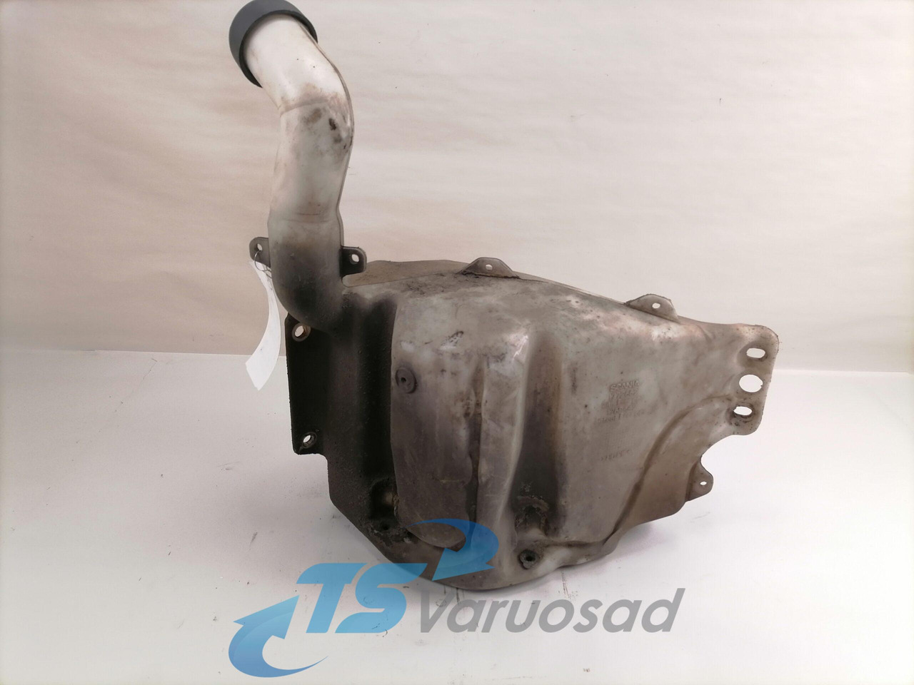 Scania Windscreen washer fluid tank 1772662 - Stěrač pro Nákladní auto: obrázek 5 Scania Windscreen washer fluid tank 1772662 - Stěrač pro Nákladní auto: obrázek 5