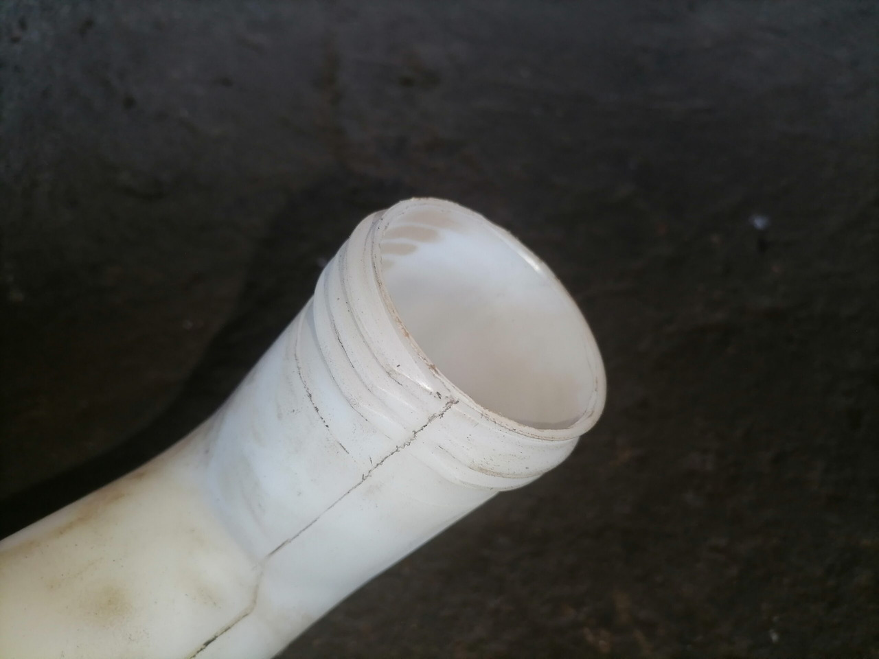 Scania Windscreen washer fluid tank 1854255 - Stěrač pro Nákladní auto: obrázek 5 Scania Windscreen washer fluid tank 1854255 - Stěrač pro Nákladní auto: obrázek 5