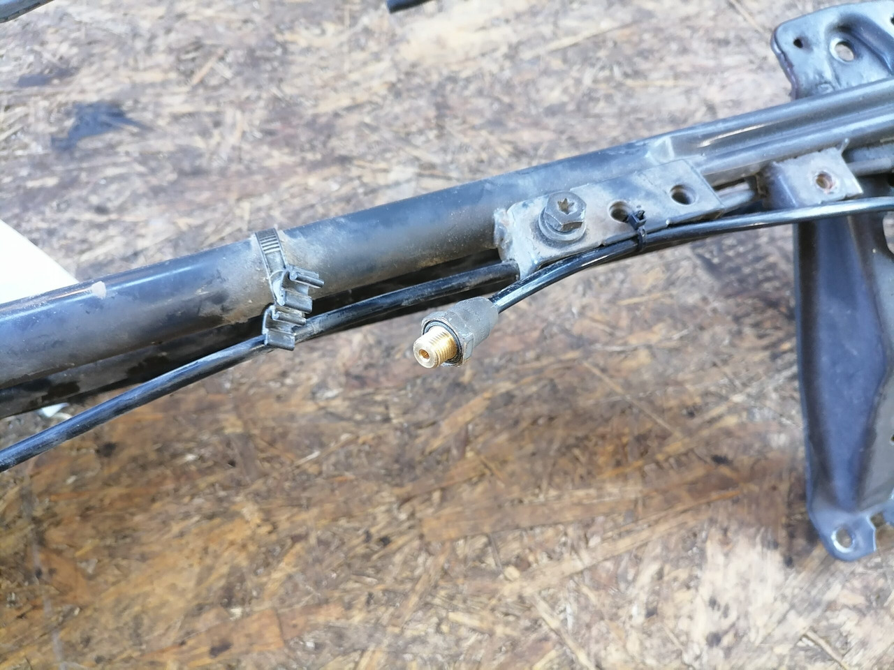 Scania Wiper frame 1765183 - Stěrač pro Nákladní auto: obrázek 3 Scania Wiper frame 1765183 - Stěrač pro Nákladní auto: obrázek 3
