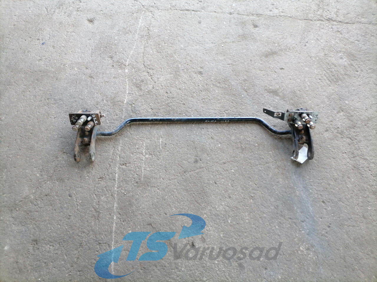 Volvo Cab anti roll bar 20757640 - Podvěs kabiny pro Nákladní auto: obrázek 1 Volvo Cab anti roll bar 20757640 - Podvěs kabiny pro Nákladní auto: obrázek 1