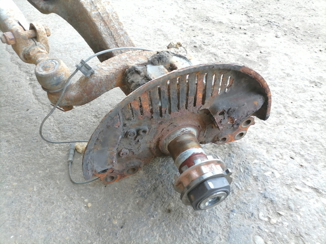 Volvo First axel housing 20399060 - Přední náprava pro Nákladní auto: obrázek 3 Volvo First axel housing 20399060 - Přední náprava pro Nákladní auto: obrázek 3