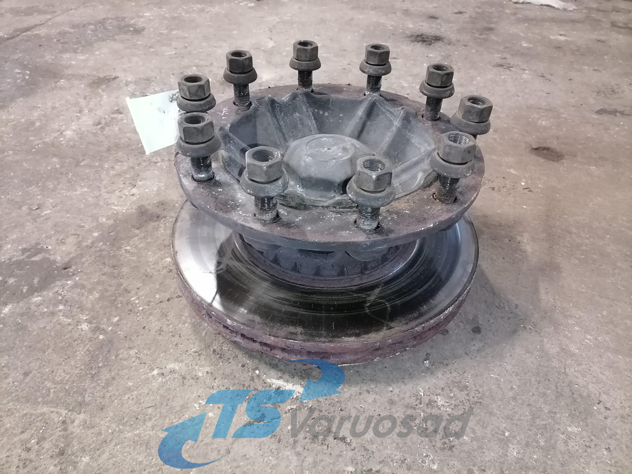 Volvo First wheel hub 1026853 - Hlava pro Nákladní auto: obrázek 1 Volvo First wheel hub 1026853 - Hlava pro Nákladní auto: obrázek 1