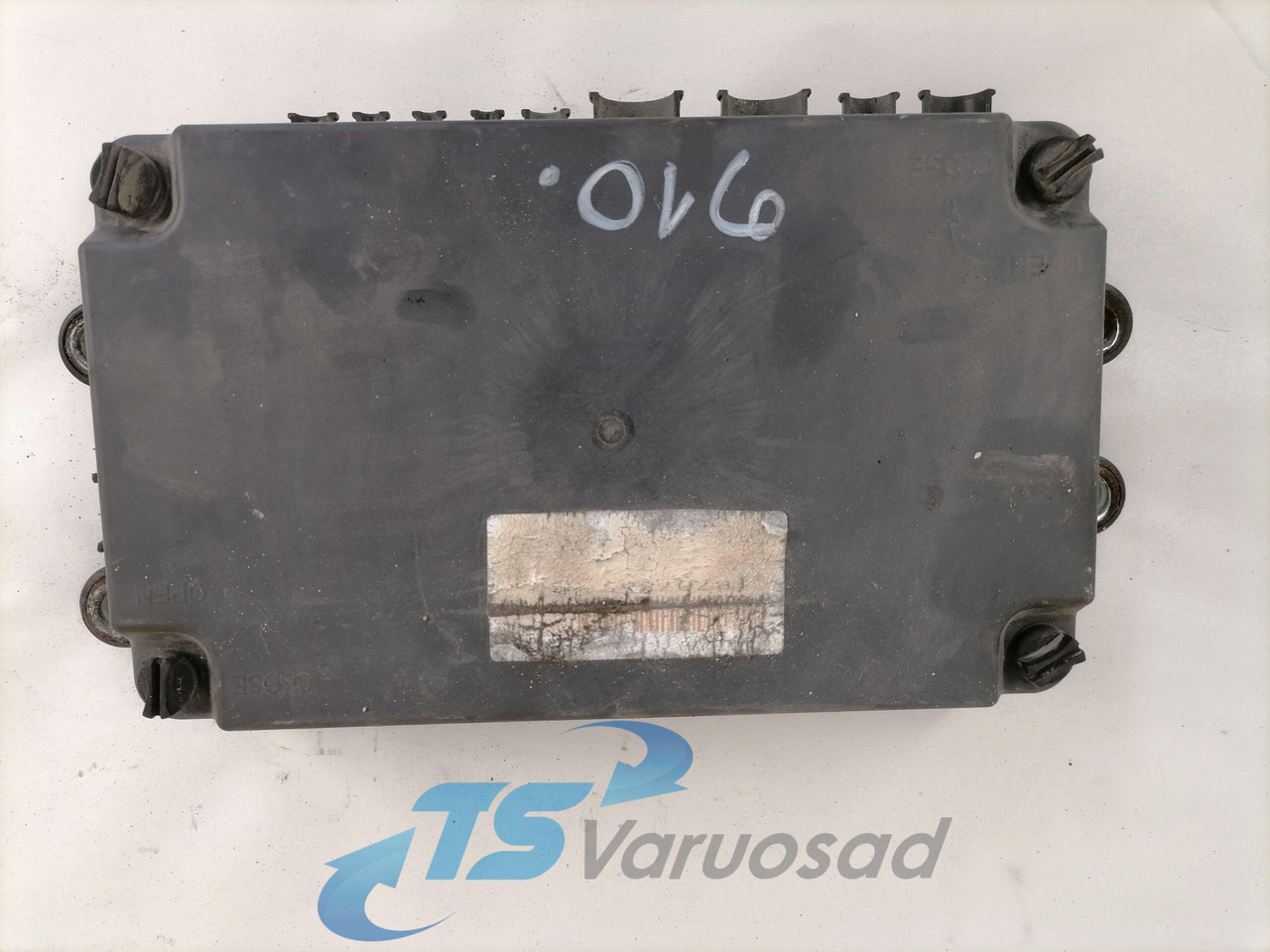 Volvo Fuse box 21717590 - Pojistka pro Nákladní auto: obrázek 1 Volvo Fuse box 21717590 - Pojistka pro Nákladní auto: obrázek 1