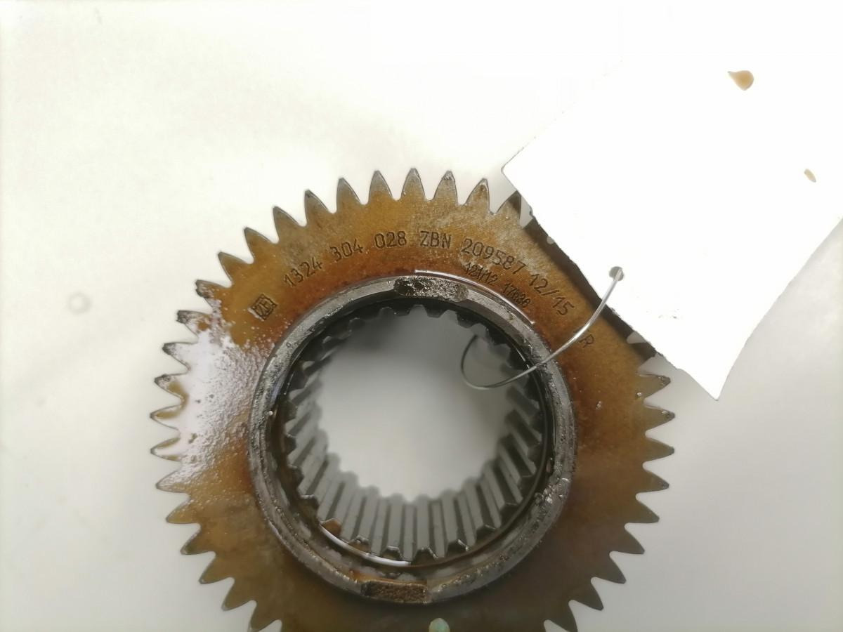 Volvo Käigukasti hammasratas 1324304028 - Převodovka a díly pro Nákladní auto: obrázek 3 Volvo Käigukasti hammasratas 1324304028 - Převodovka a díly pro Nákladní auto: obrázek 3