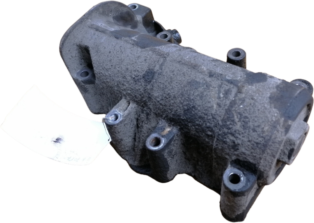 Volvo Käigukasti õlifiltri korpus 20700743 - Převodovka a díly pro Nákladní auto: obrázek 1 Volvo Käigukasti õlifiltri korpus 20700743 - Převodovka a díly pro Nákladní auto: obrázek 1