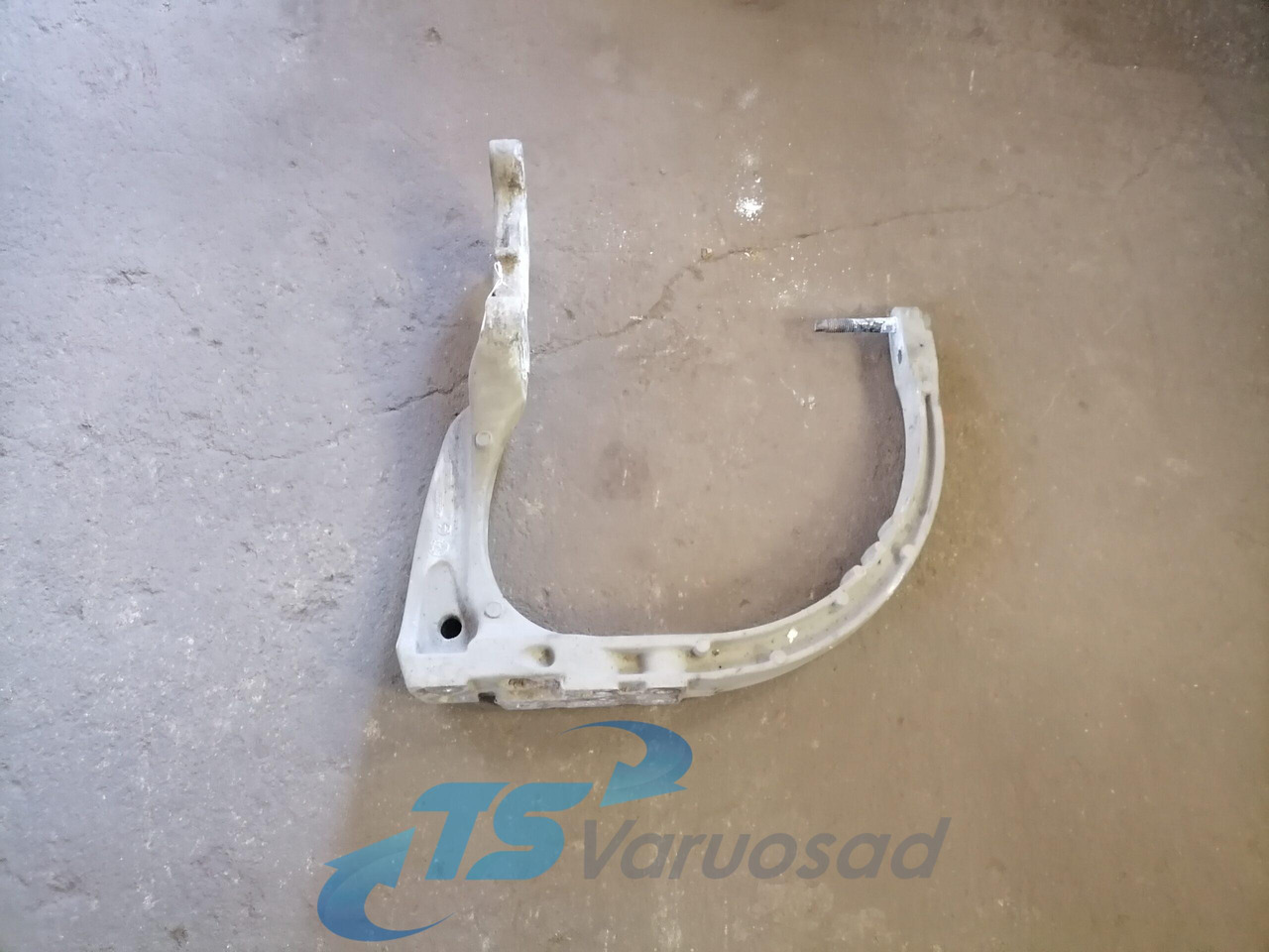 Volvo Muffler carrier 21638271 - Tlumič výfuku pro Nákladní auto: obrázek 2 Volvo Muffler carrier 21638271 - Tlumič výfuku pro Nákladní auto: obrázek 2