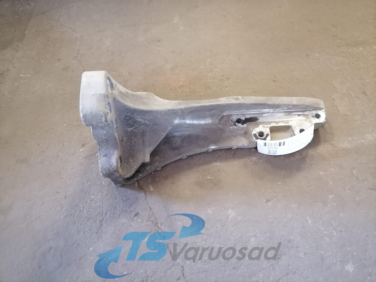 Volvo Muffler carrier 21639760 - Tlumič výfuku pro Nákladní auto: obrázek 2 Volvo Muffler carrier 21639760 - Tlumič výfuku pro Nákladní auto: obrázek 2