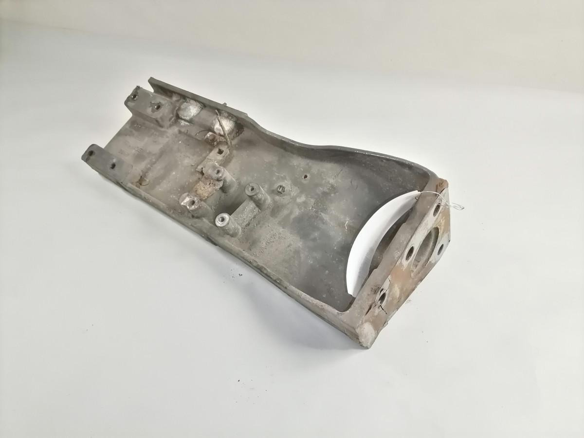 Volvo Muffler carrier 21701755 - Tlumič výfuku pro Nákladní auto: obrázek 3 Volvo Muffler carrier 21701755 - Tlumič výfuku pro Nákladní auto: obrázek 3