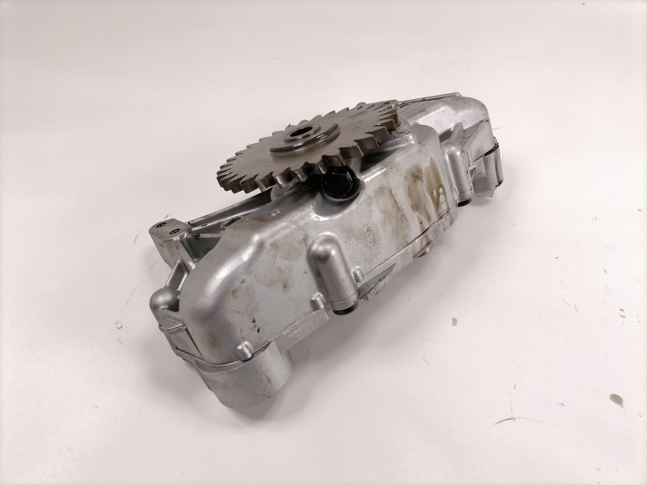 Volvo Oil pump 20498516 - Olejové čerpadlo pro Nákladní auto: obrázek 4 Volvo Oil pump 20498516 - Olejové čerpadlo pro Nákladní auto: obrázek 4