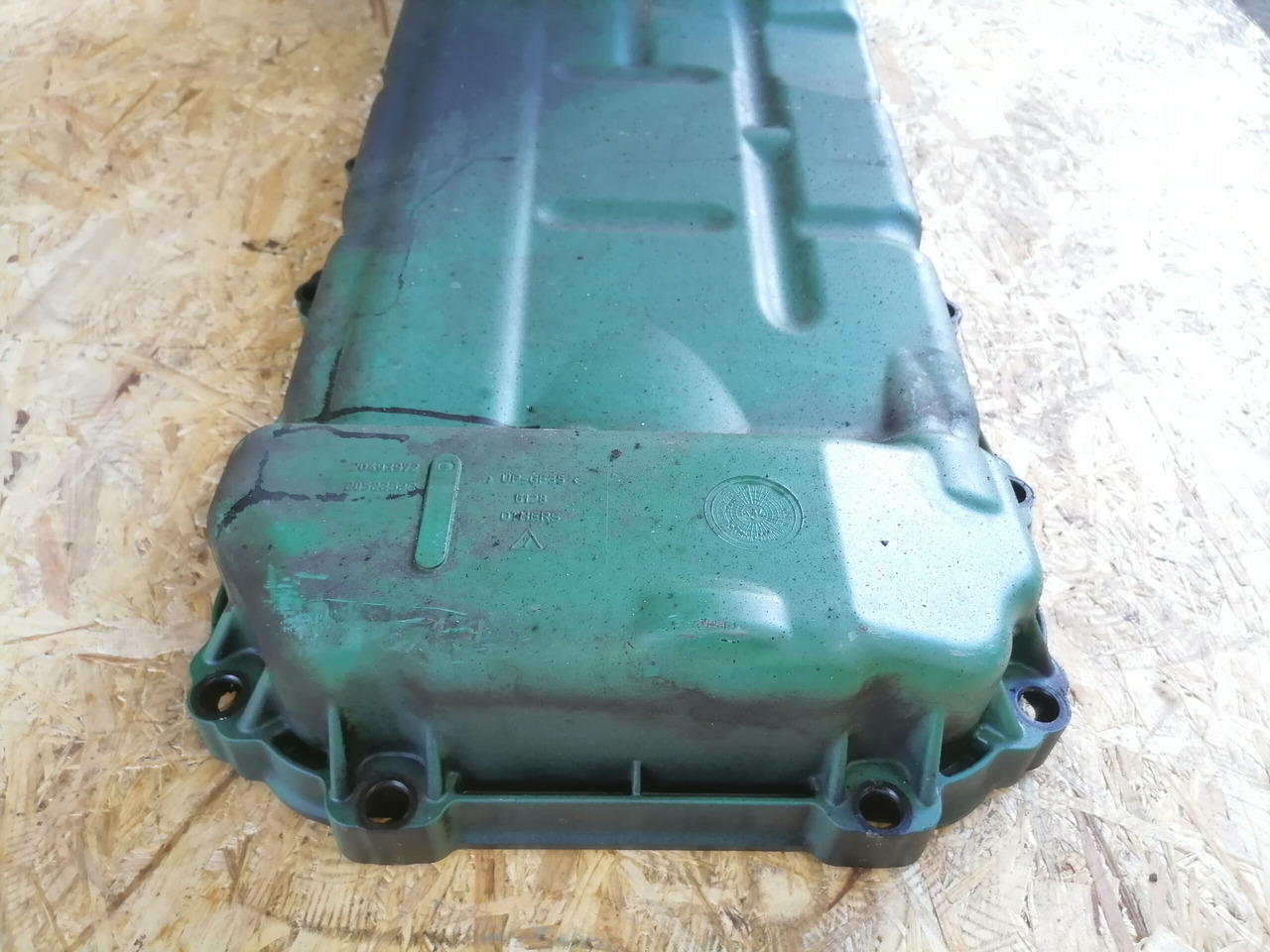 Volvo Oil sump 20493972 - Olejová vana pro Nákladní auto: obrázek 3 Volvo Oil sump 20493972 - Olejová vana pro Nákladní auto: obrázek 3