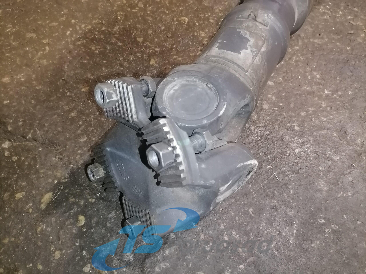 Volvo Propeller shaft 1067765 - Kardan pro Nákladní auto: obrázek 3 Volvo Propeller shaft 1067765 - Kardan pro Nákladní auto: obrázek 3