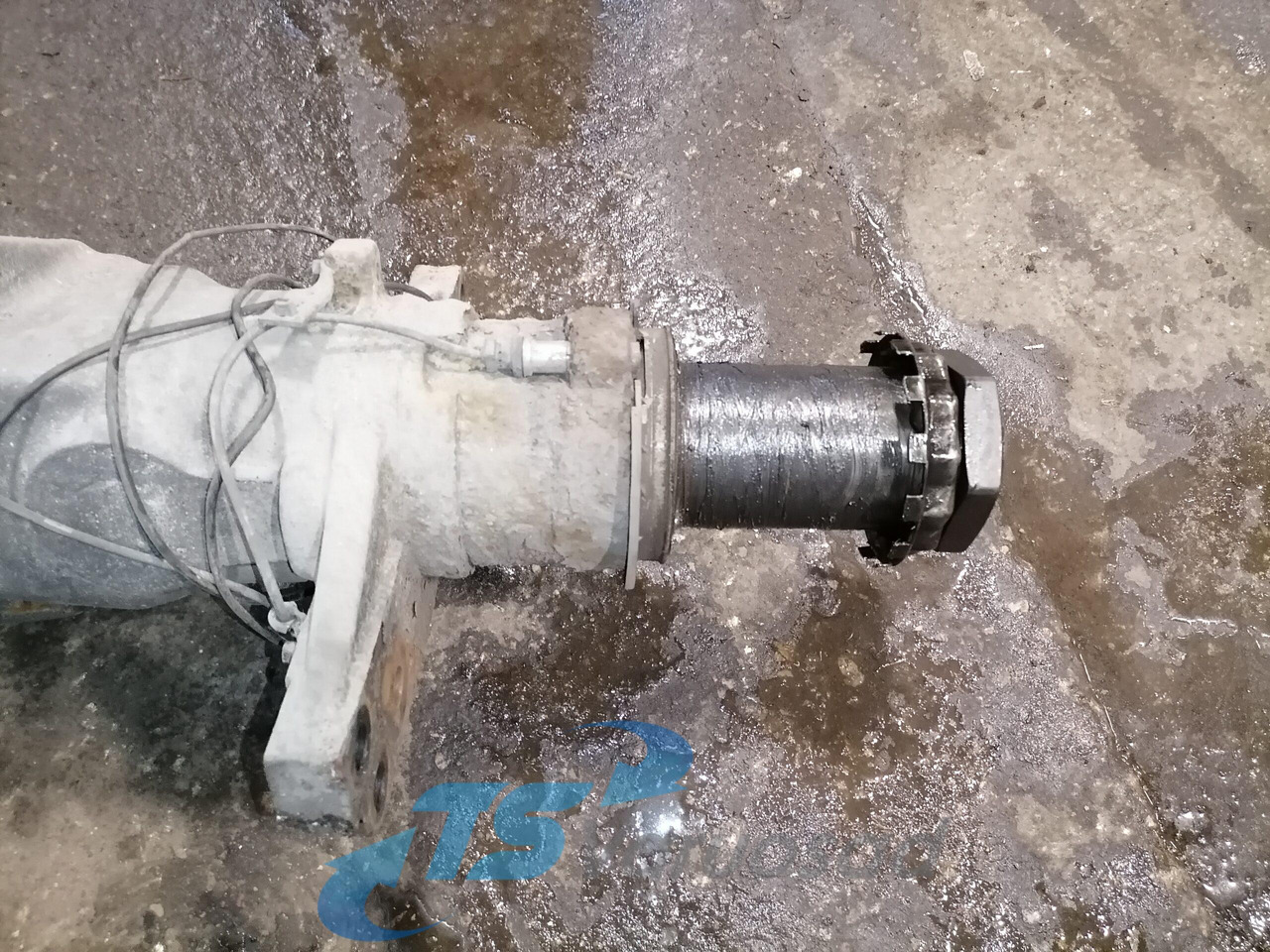 Náprava a díly pro Nákladní auto Volvo Rear axel housing 3201N9244B: obrázek 8