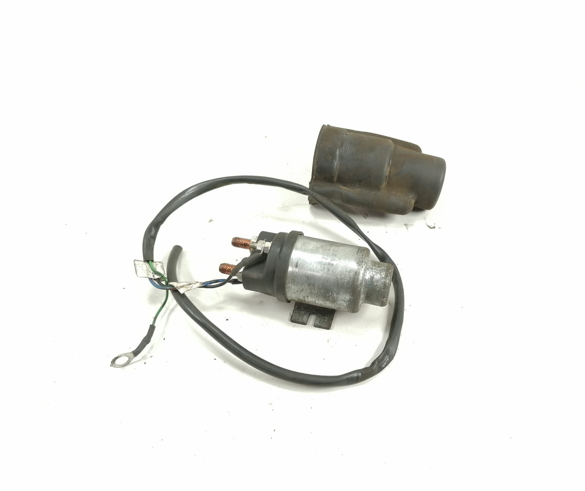 Volvo Relay CEZ225 - Relé pro Nákladní auto: obrázek 1 Volvo Relay CEZ225 - Relé pro Nákladní auto: obrázek 1