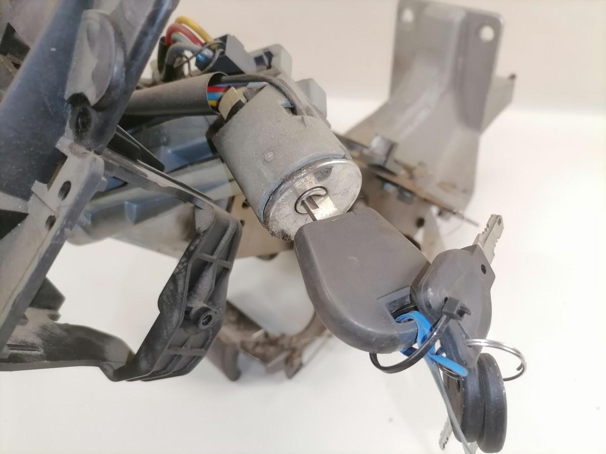 Volvo Roolisammas 20812322 - Sloupek řízení pro Nákladní auto: obrázek 5 Volvo Roolisammas 20812322 - Sloupek řízení pro Nákladní auto: obrázek 5