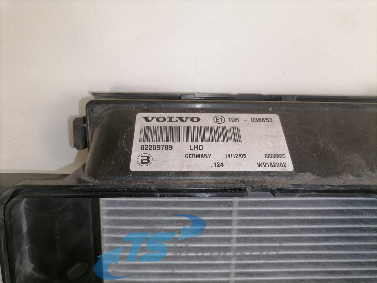 Volvo Salongi õhufiltri korpus 82209789 - Univerzální díl pro Nákladní auto: obrázek 2 Volvo Salongi õhufiltri korpus 82209789 - Univerzální díl pro Nákladní auto: obrázek 2