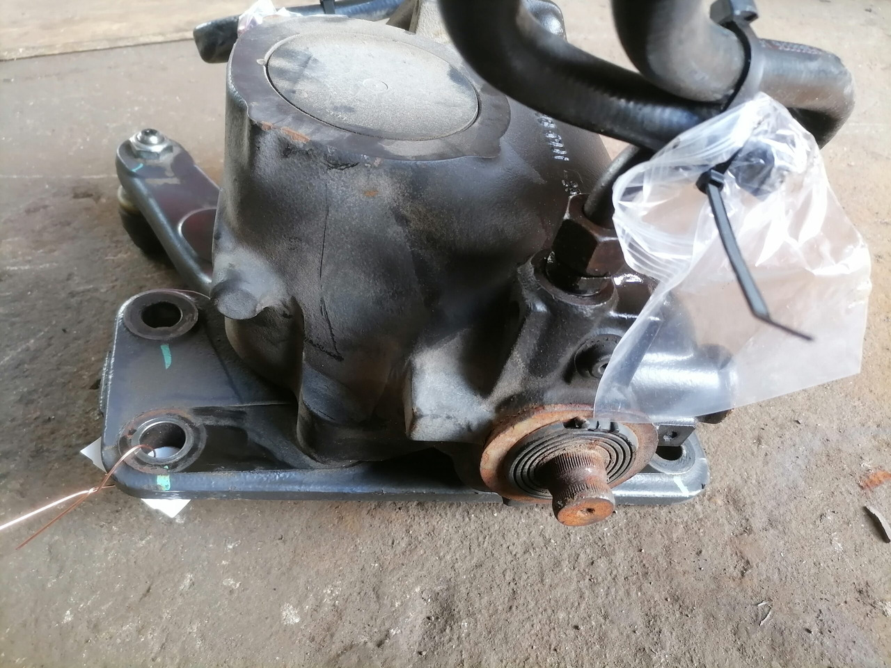 Volvo Steering box 21466592 - Převodovka řízení pro Nákladní auto: obrázek 3 Volvo Steering box 21466592 - Převodovka řízení pro Nákladní auto: obrázek 3