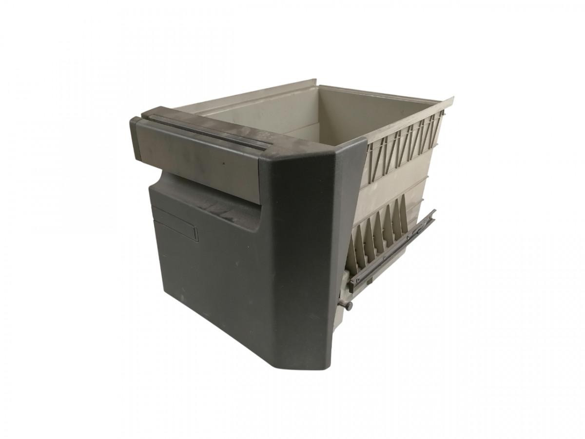 Volvo Voodialune panipaik 82174063 - Univerzální díl pro Nákladní auto: obrázek 1 Volvo Voodialune panipaik 82174063 - Univerzální díl pro Nákladní auto: obrázek 1