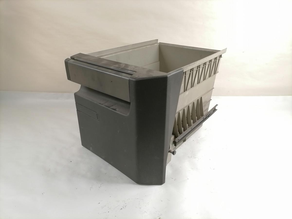 Volvo Voodialune panipaik 82174063 - Univerzální díl pro Nákladní auto: obrázek 2 Volvo Voodialune panipaik 82174063 - Univerzální díl pro Nákladní auto: obrázek 2