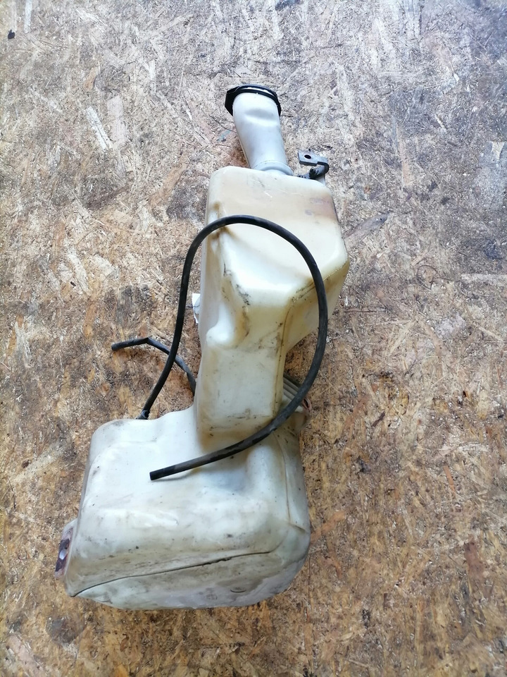Volvo Windscreen washer fluid tank 20382655 - Stěrač pro Nákladní auto: obrázek 4 Volvo Windscreen washer fluid tank 20382655 - Stěrač pro Nákladní auto: obrázek 4